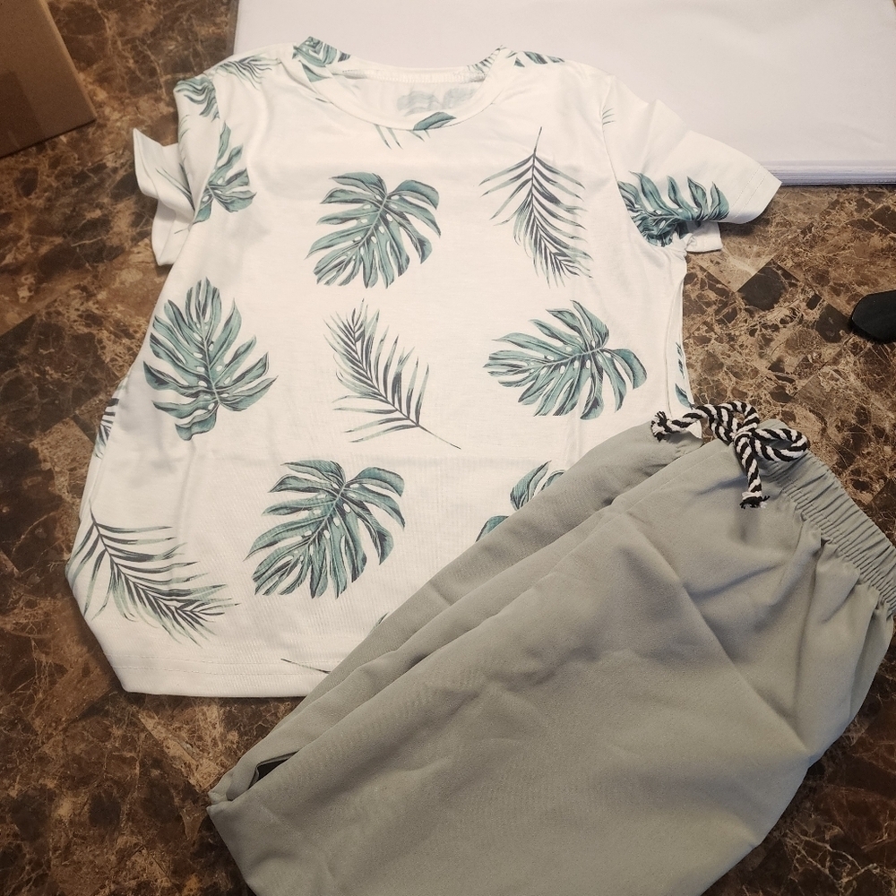 V1 - Boys Tropical Print Pant Set 6 years